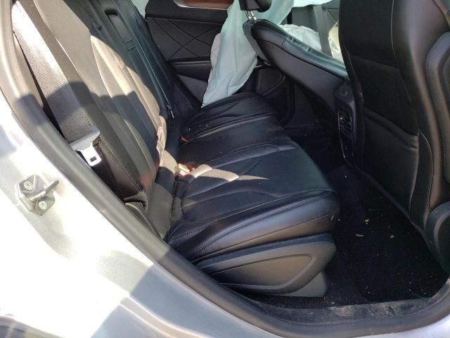 5LMCJ2D92KUL50815 - 2019 LINCOLN MKC SELECT Silber Foto 10