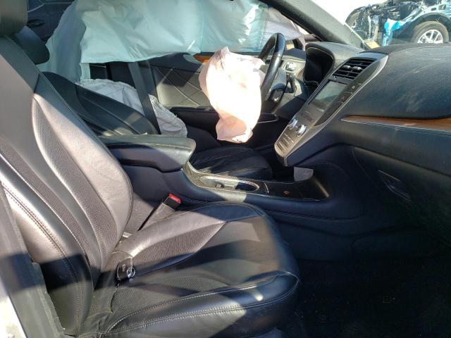 5LMCJ2D92KUL50815 - 2019 LINCOLN MKC SELECT Silber Foto 7