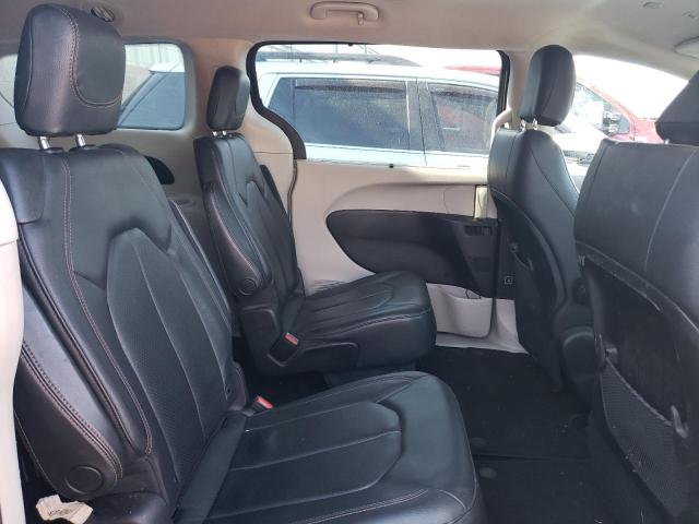 2C4RC1BG7KR603597 - 2019 CHRYSLER PACIFICA TOURING L GRAY photo 11