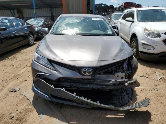 4T1F11BK8PU079461 - 2023 TOYOTA CAMRY XLE GRAY photo 5