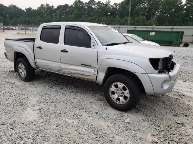 3TMJU62N57M029182 - 2007 TOYOTA TACOMA DOUBLE CAB PRERUNNER SILVER photo 4