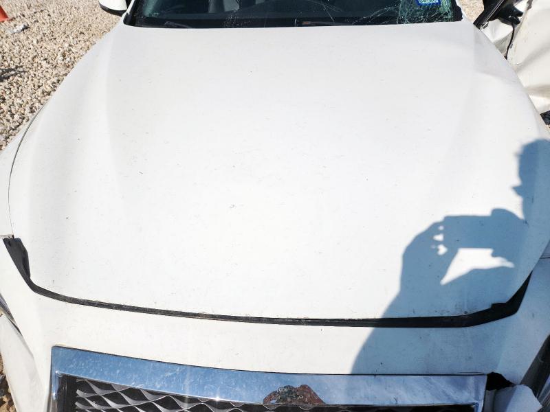 JN1EV7AR5JM444212 - 2018 INFINITI Q50 LUXE WHITE photo 11