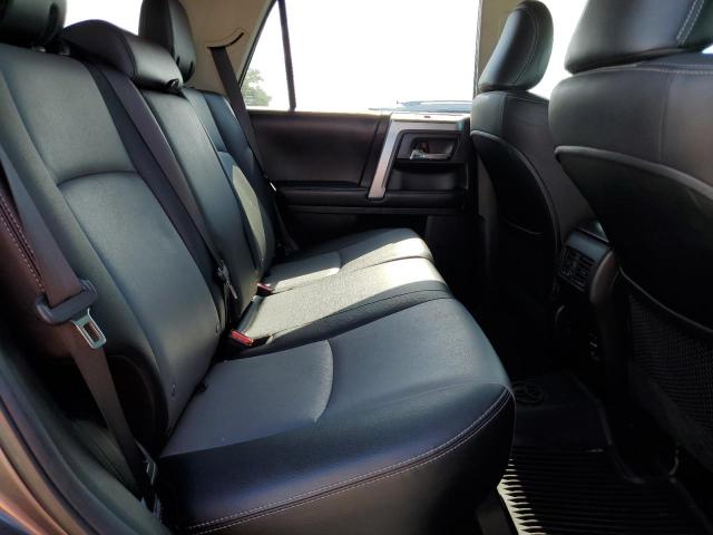 JTEBU5JRXH5435433 - 2017 TOYOTA 4RUNNER SR5/SR5 PREMIUM CHARCOAL photo 11