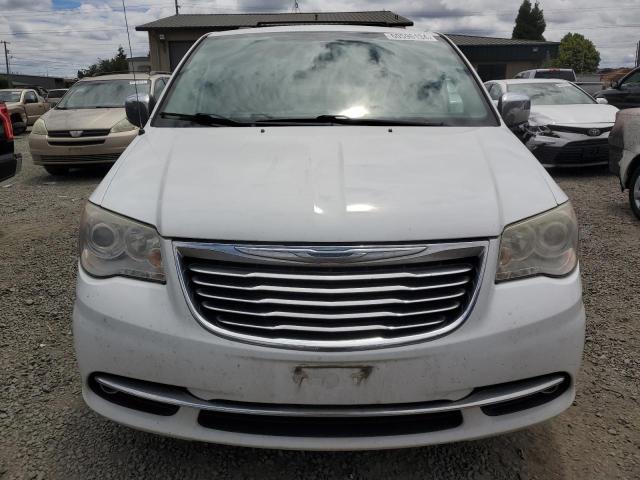 2C4RC1GG3FR535121 - 2015 CHRYSLER TOWN & COU LIMITED PLATINUM WHITE photo 5