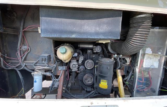 1RF120611W2014882 - 1998 ROADMASTER RAIL DYANASTER WHITE photo 7