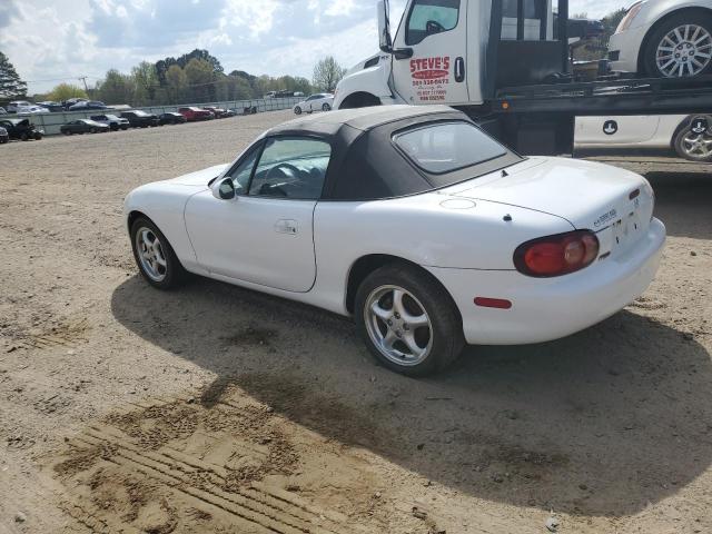 JM1NB353720234398 - 2002 MAZDA MX-5 MIATA BASE WHITE photo 2