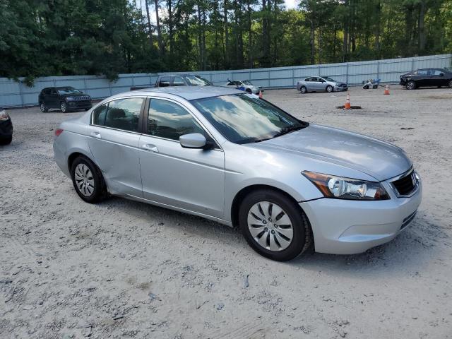 1HGCP26329A107243 - 2009 HONDA ACCORD LX SILVER photo 4