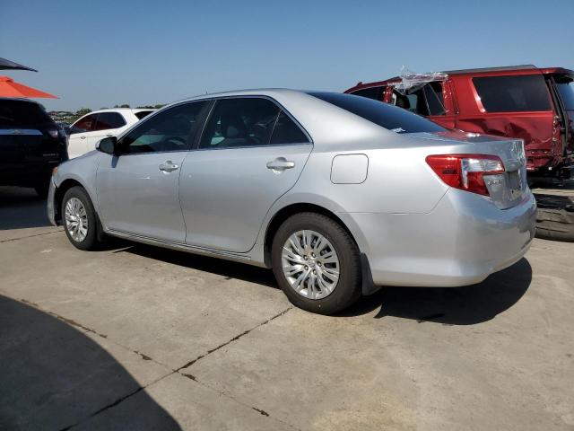 4T4BF1FK2ER417501 - 2014 TOYOTA CAMRY L SILVER photo 2