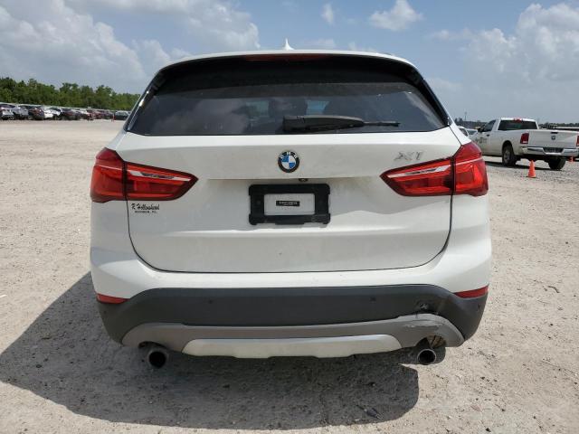 WBXHT3C31H5F82843 - 2017 BMW X1 XDRIVE28I WHITE photo 6