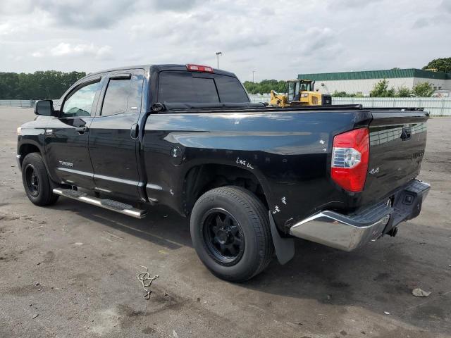 5TFUY5F12GX510987 - 2016 TOYOTA TUNDRA DOUBLE CAB SR/SR5 BLACK photo 2