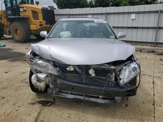 4T1BB46K19U081899 - 2009 TOYOTA CAMRY HYBRID SILVER photo 5