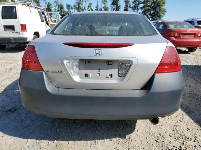 1HGCM56147A098230 - 2007 HONDA ACCORD VALUE SILVER photo 6