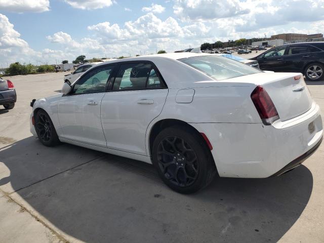 2C3CCABG6LH233521 - 2020 CHRYSLER 300 S WHITE photo 2