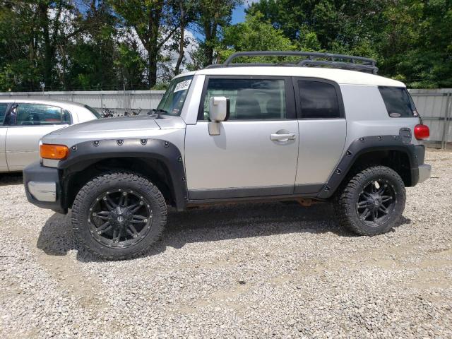 JTEBU11F18K029606 - 2008 TOYOTA FJ CRUISER SILVER photo 1