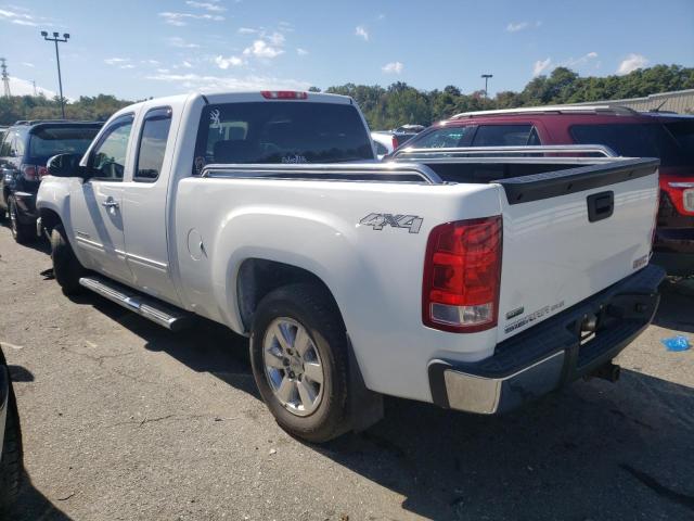 1GTR2VE34BZ434745 - 2011 GMC SIERRA K1500 SLE WHITE photo 3