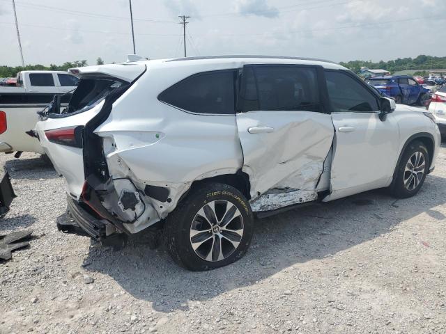 5TDGZRBH9NS236517 - 2022 TOYOTA HIGHLANDER XLE 白色 照片 3