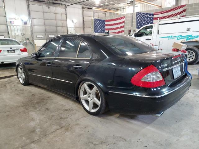 WDBUF72X39B376100 - 2009 MERCEDES-BENZ E 550 BLACK photo 2