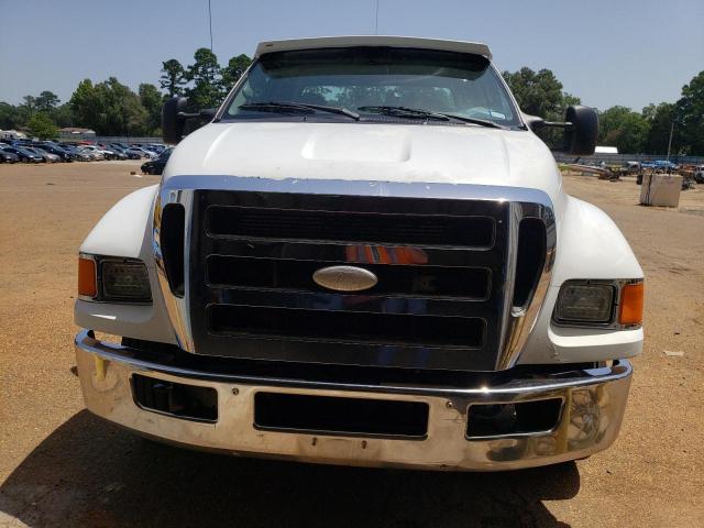 3FRWX65F68V058318 - 2008 FORD F650 SUPER DUTY WHITE photo 5