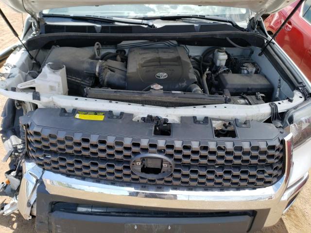 5TFDW5F11JX707632 - 2018 TOYOTA TUNDRA CREWMAX SR5 WHITE photo 11