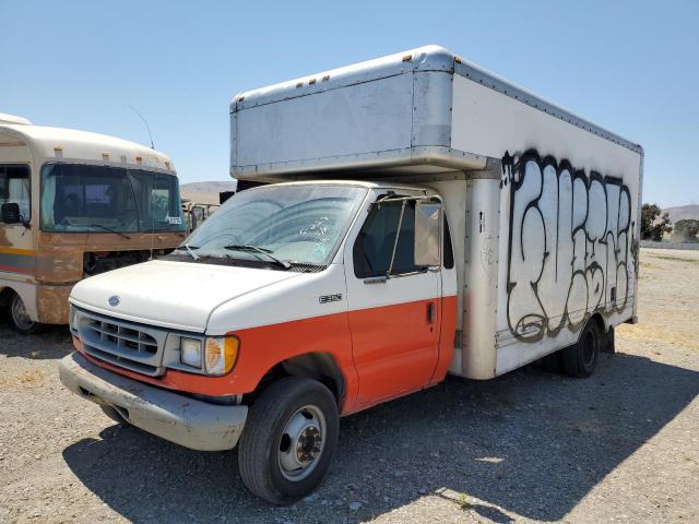 1FDWE37S8WHB58807 - 1998 FORD ECONOLINE E350 CUTAWAY VAN TWO TONE photo 1