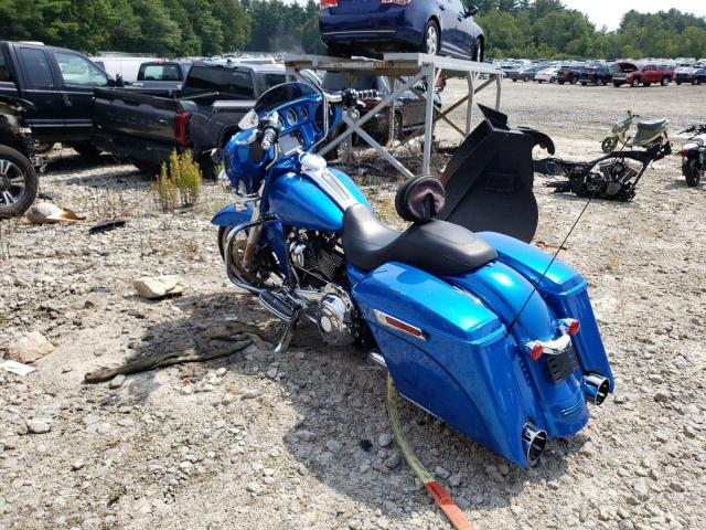 1HD1KBC17JB608682 - 2018 HARLEY-DAVIDSON FLHX STREET GLIDE BLUE photo 3