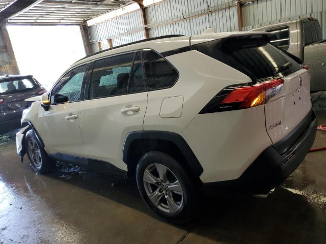 2T3P1RFV9PW391612 - 2023 TOYOTA RAV4 XLE WHITE photo 2