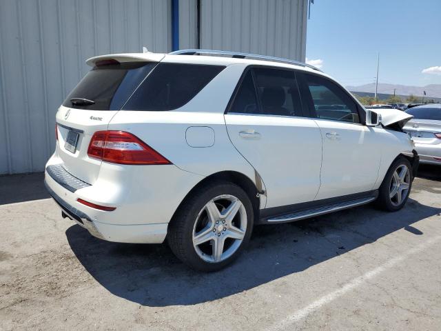 4JGDA7DB7EA314583 - 2014 MERCEDES-BENZ ML 550 4MATIC WHITE photo 3