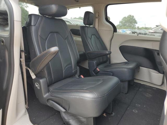 2C4RC1BG7LR148056 - 2020 CHRYSLER PACIFICA TOURING L SILVER photo 11