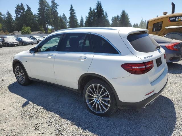 WDC0G5EB5KF496944 - 2019 MERCEDES-BENZ GLC 350E WHITE photo 2