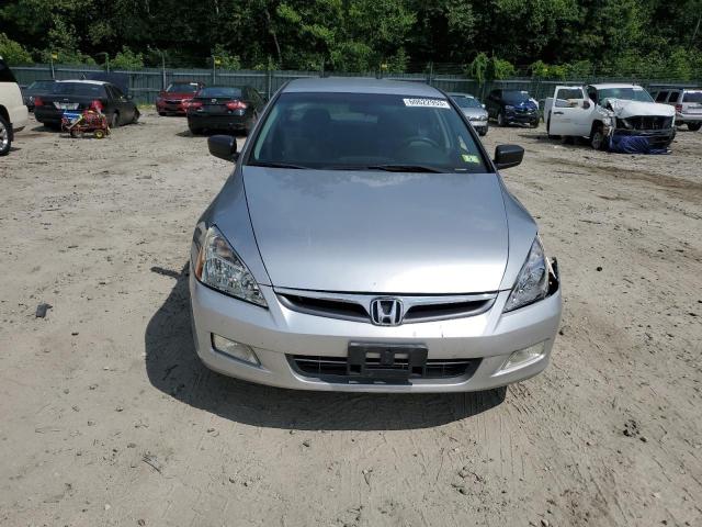 1HGCM56177A188343 - 2007 HONDA ACCORD VALUE SILVER photo 5