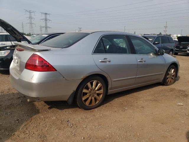 1HGCM66847A085867 - 2007 HONDA ACCORD EX SILVER photo 3