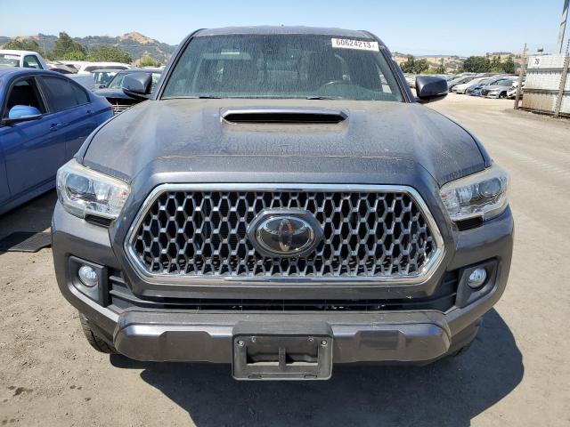 5TFRZ5CN2JX060856 - 2018 TOYOTA TACOMA ACCESS CAB გრაფიტი ფოტო 5