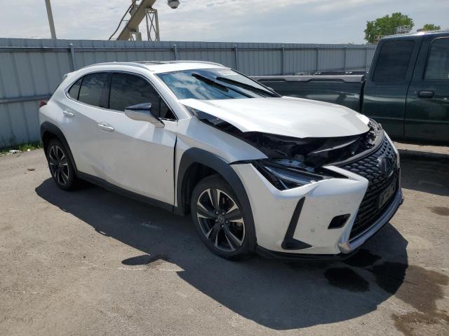 JTHP3JBH7L2029808 - 2020 LEXUS UX 200 WHITE photo 4