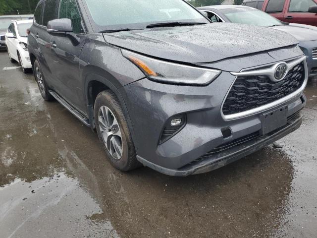 5TDGZRBH7MS558393 - 2021 TOYOTA HIGHLANDER XLE Grafit foto 4