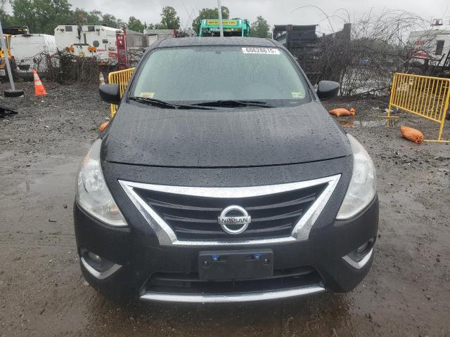 3N1CN7APXJL877590 - 2018 NISSAN VERSA S BLACK photo 5