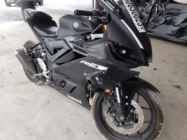 MH3RH18Y3KK001927 - 2019 YAMAHA YZFR3 A BLACK photo 9