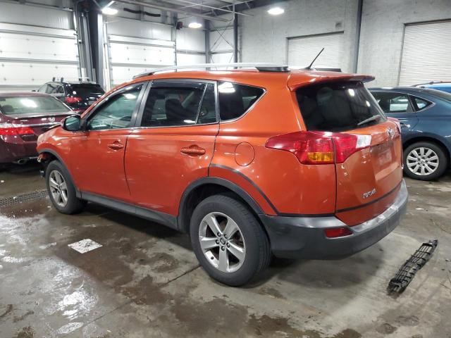 2T3WFREV6FW138941 - 2015 TOYOTA RAV4 XLE ORANGE photo 2