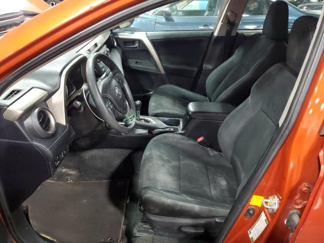 2T3WFREV6FW138941 - 2015 TOYOTA RAV4 XLE ORANGE photo 7