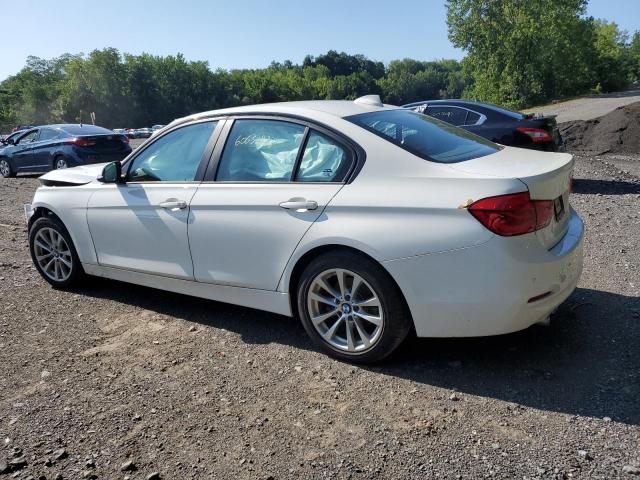 WBA8E1G39HNU15534 - 2017 BMW 320 I WHITE photo 2