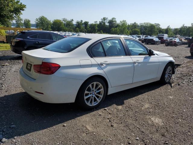 WBA8E1G39HNU15534 - 2017 BMW 320 I WHITE photo 3