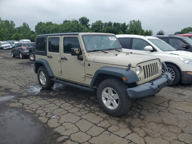 1C4BJWDG9JL908964 - 2018 JEEP WRANGLER U SPORT Бежевый фото 4