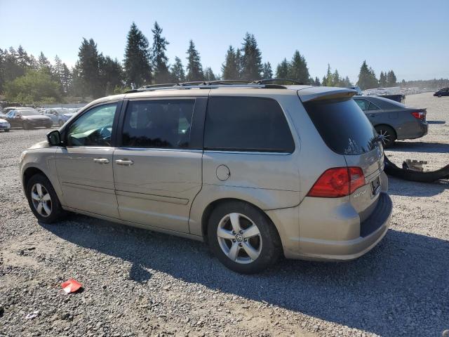 2V8HW64X79R564344 - 2009 VOLKSWAGEN ROUTAN SEL PREMIUM TAN photo 2