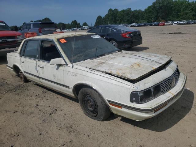 1G3AM19X7GD446390 - 1986 OLDSMOBILE CUTLASS CI BROUGHAM WHITE photo 4