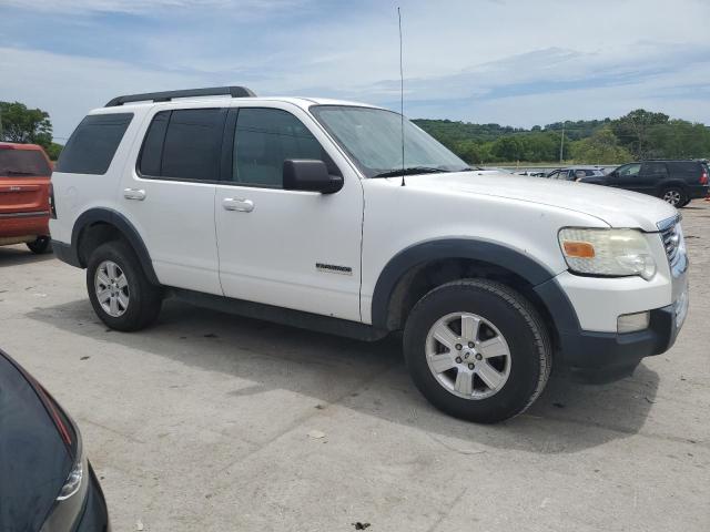 1FMEU63E27UB18375 - 2007 FORD EXPLORER XLT WHITE photo 4