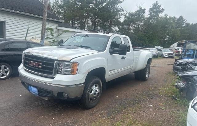 1GT523CG4DZ322541 - 2013 GMC SIERRA K3500 SLE WHITE photo 2