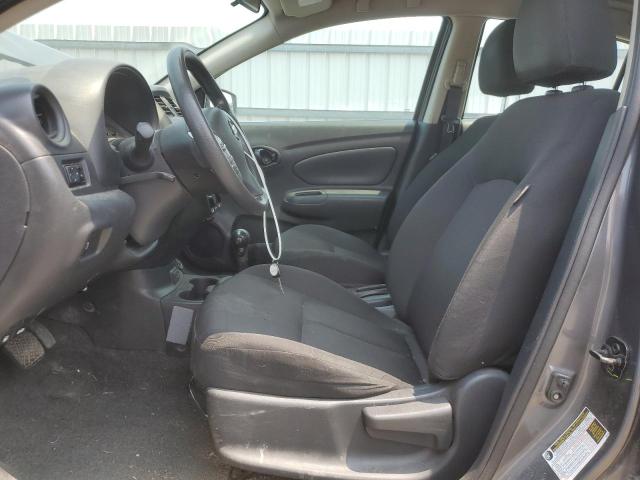 3N1CN7AP4KL829827 - 2019 NISSAN VERSA S 灰色 照片 7