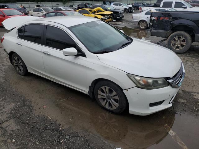1HGCR2F36EA156983 - 2014 HONDA ACCORD LX WHITE photo 4