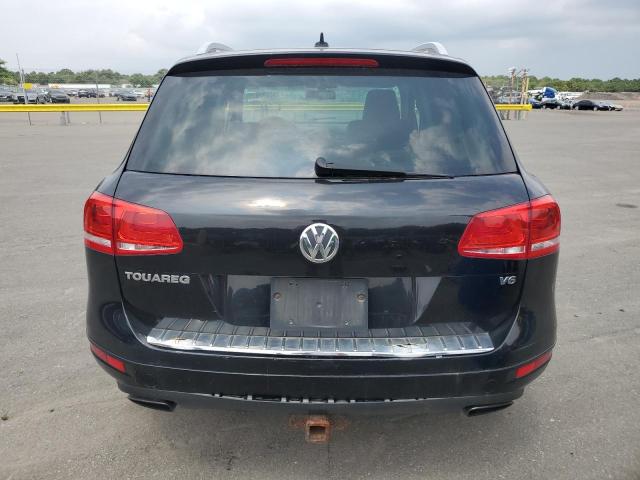 WVGEF9BP5DD009855 - 2013 VOLKSWAGEN TOUAREG V6 BLACK photo 6