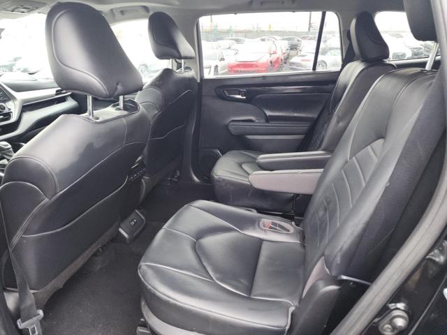 5TDGZRBH2MS524104 - 2021 TOYOTA HIGHLANDER XLE Schwarz Foto 11