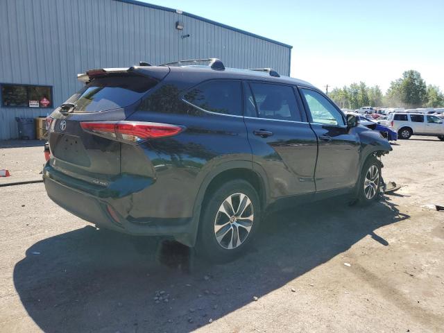 5TDHZRBH6MS096784 - 2021 TOYOTA HIGHLANDER XLE BURGUNDY photo 3